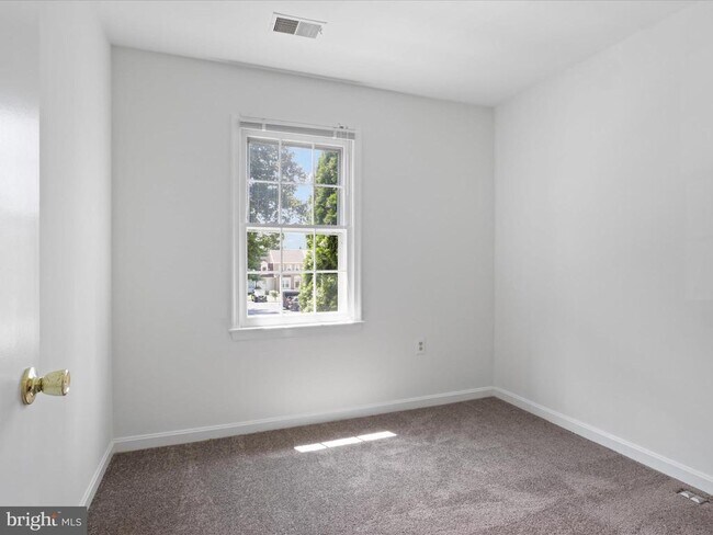 Building Photo - 5513 Ridgeton Hill Ct
