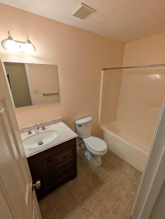 Building Photo - 693 Trails Ln