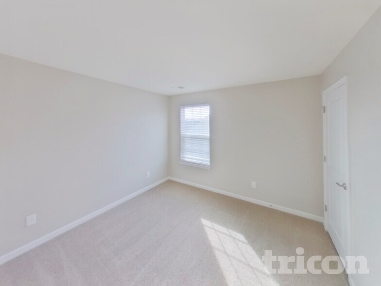 Building Photo - 2637 Candlewick Ct