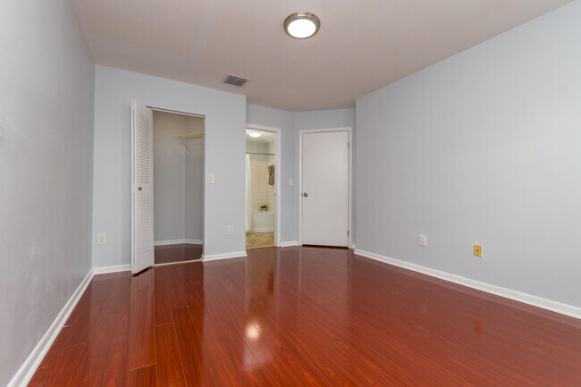 Building Photo - 18626 NW 68th Ave