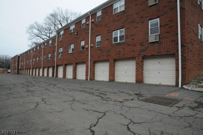 Building Photo - 2467 NJ-10