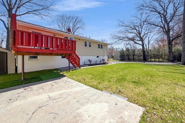 Building Photo - 2622 Cleveland Ave