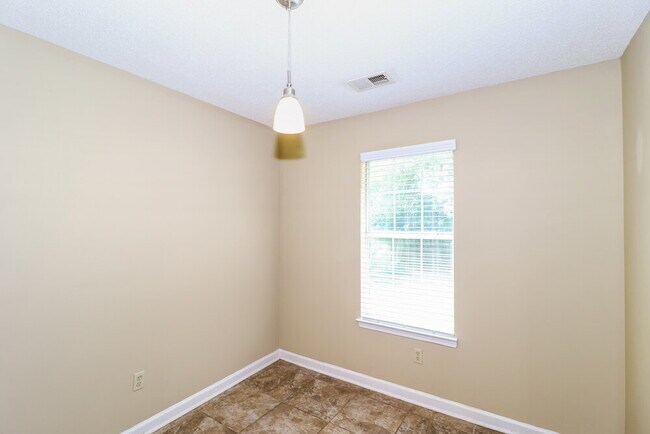 Building Photo - 9167 Valkrie Ln