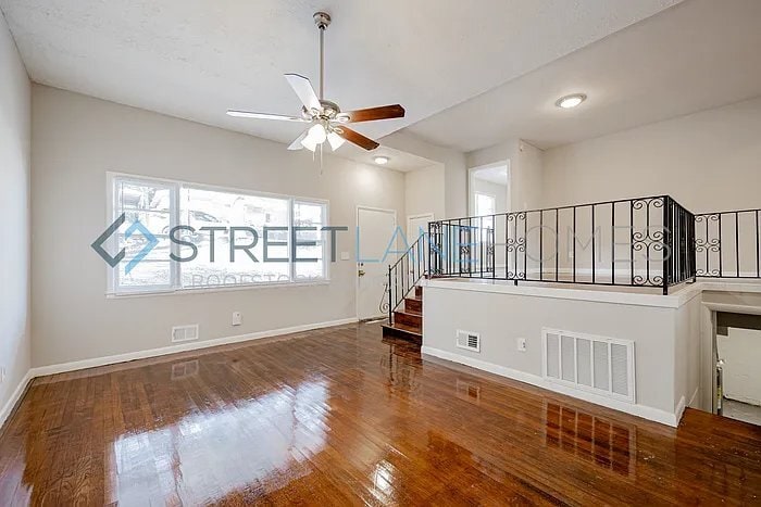 Building Photo - 822 33rd Ave