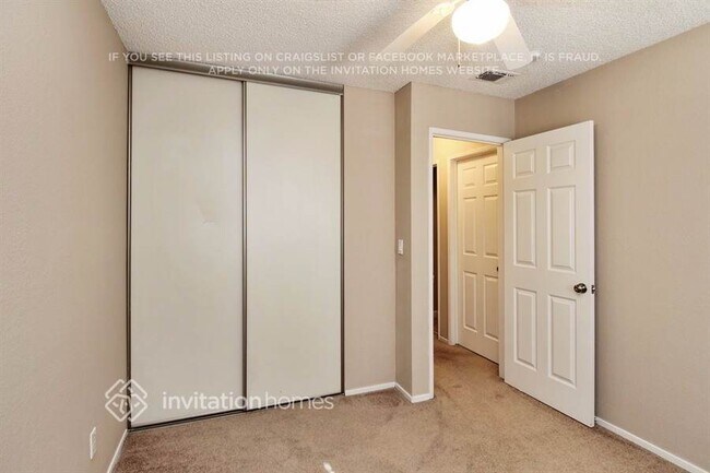 Building Photo - 1225 Rio Cresta Way