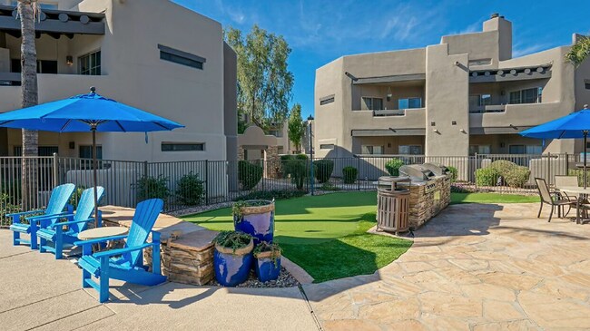 Building Photo - 9259 E Raintree Dr