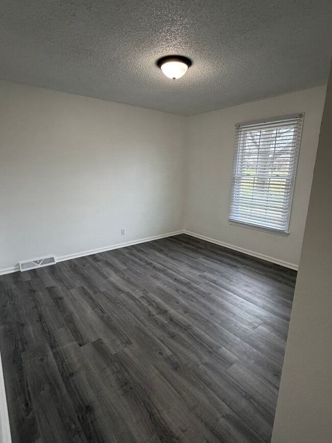 Building Photo - 141 Quita Cir