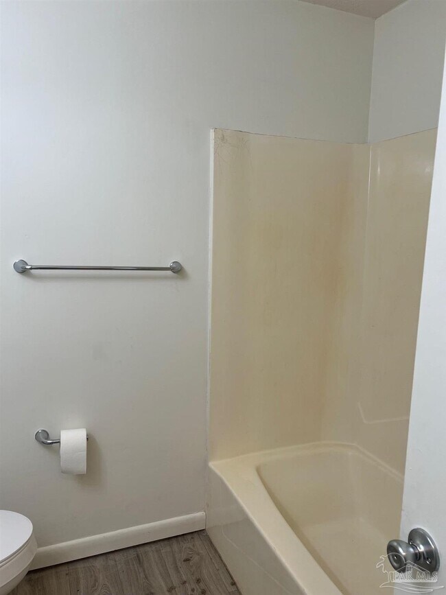 Building Photo - 1267 Redwood Ln