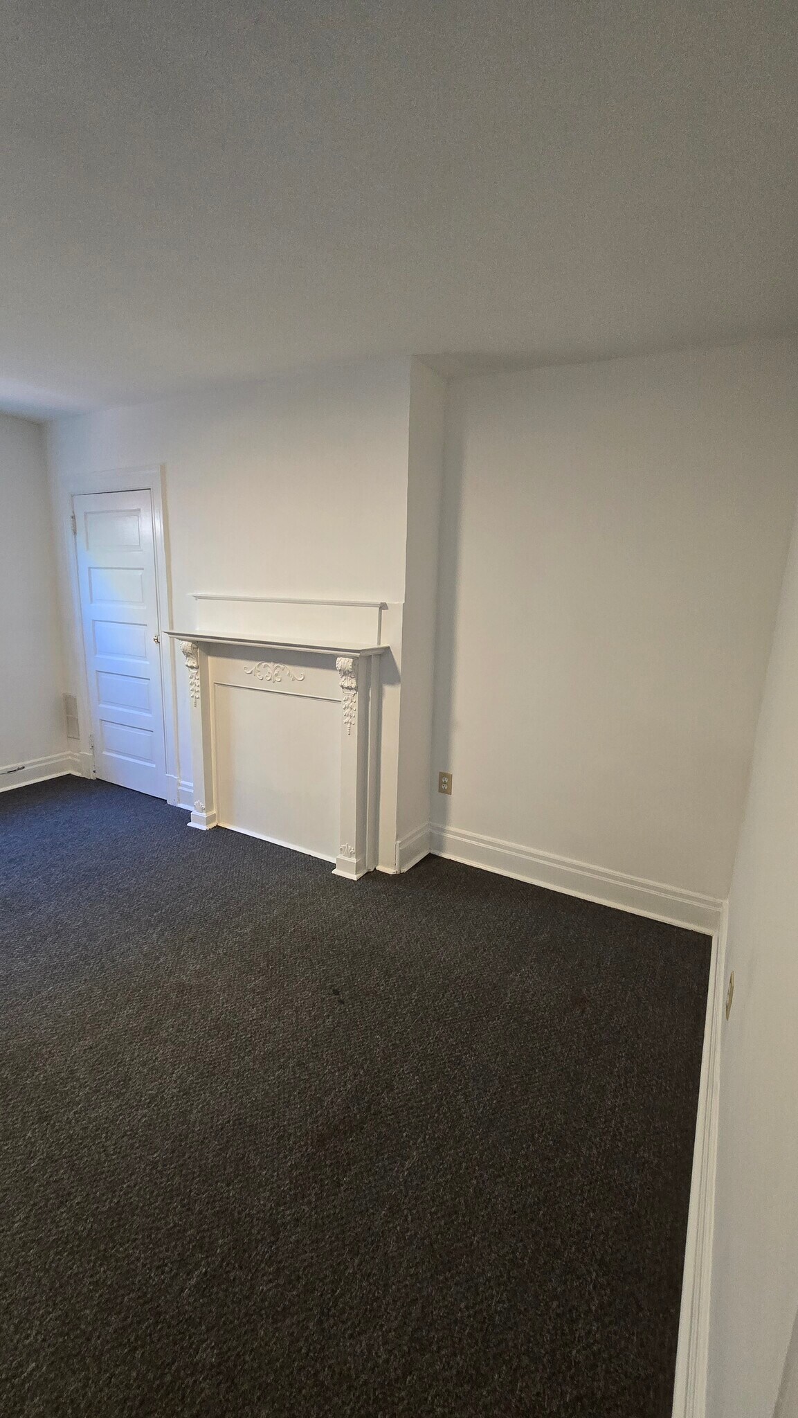 Bedroom 1 or Living Room - 776 Melbourne St