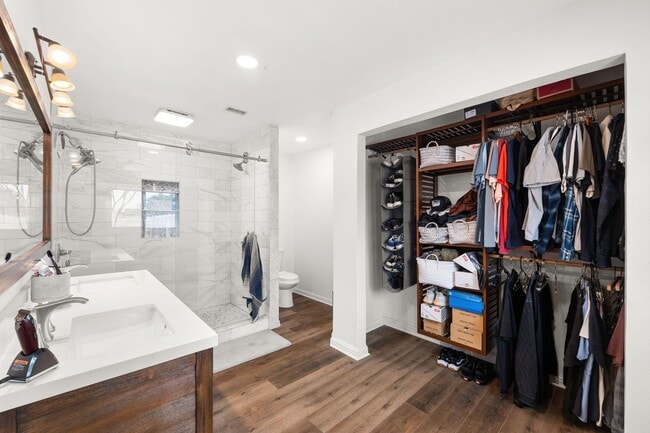 Building Photo - Beautiful 3 Bedroom Home in Norco