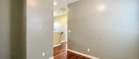 Building Photo - 887 Lemieux Ln