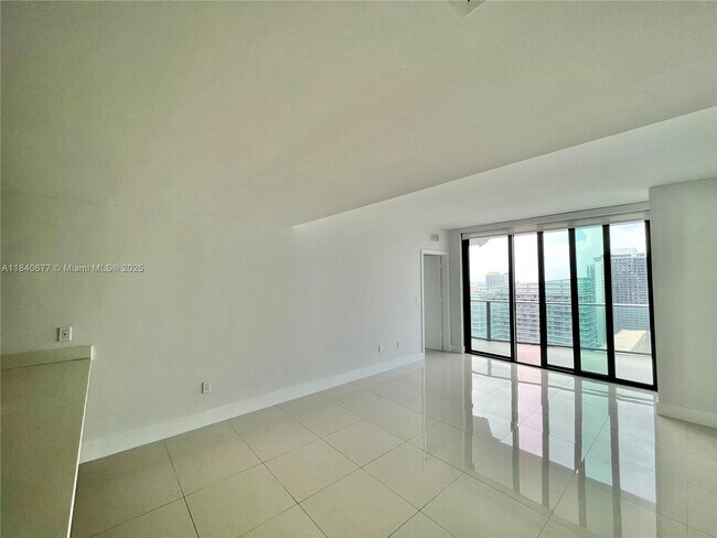 Building Photo - 1300 S Miami Ave