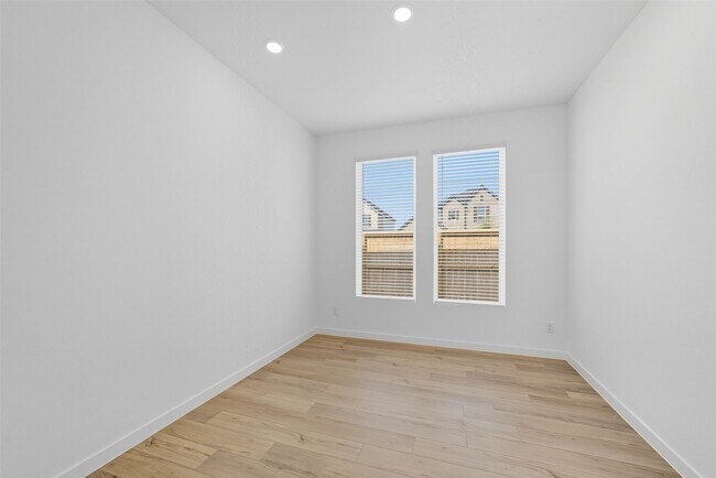 Building Photo - 31239 Anna Mdws Dr