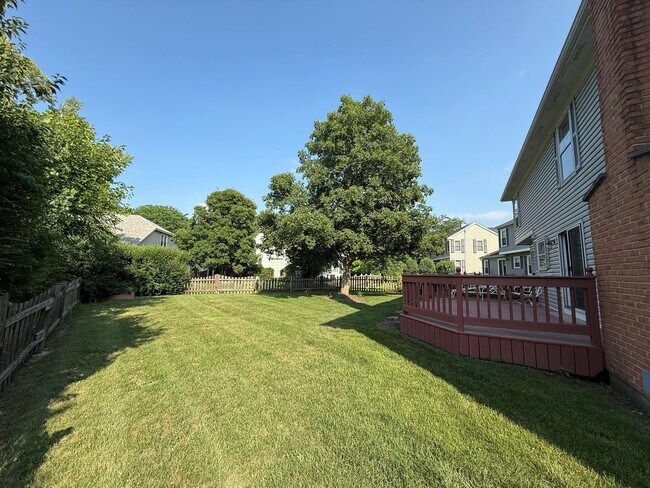 Building Photo - 1062 Dearborn Ln