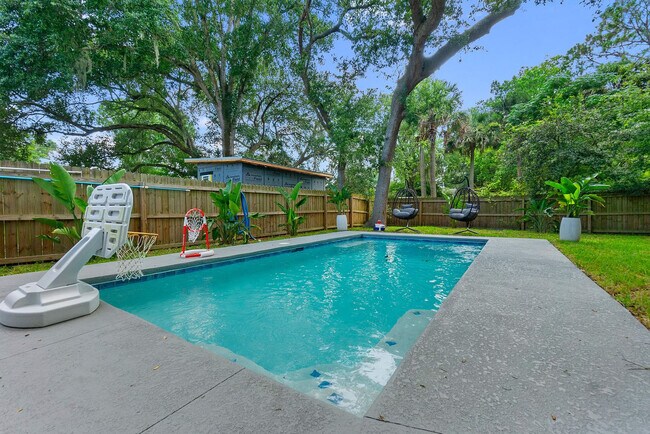 Building Photo - 52 Florida Ave