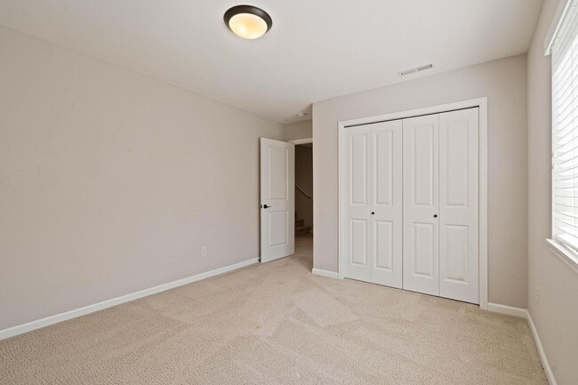 Building Photo - Spacious 4-bdrm/3-bath in North Bethany—Ga...