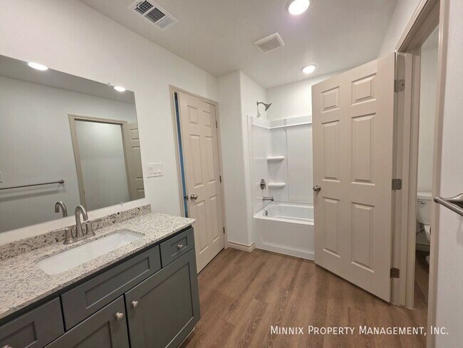 Building Photo - 1328 Bajada St