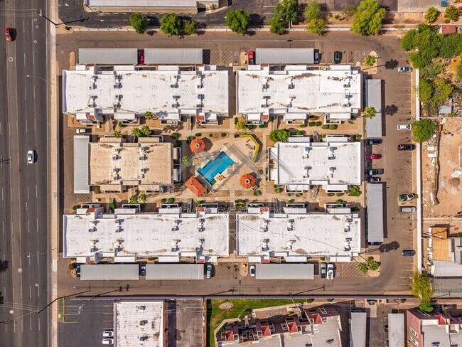 Building Photo - 16635 N Cave Creek Rd