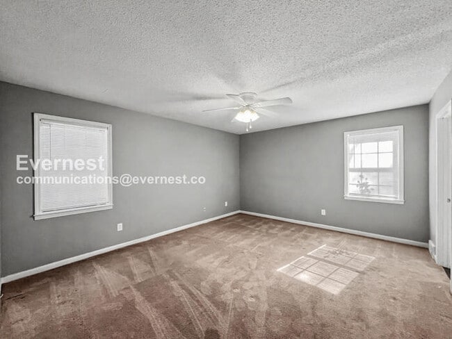 Building Photo - 7125 Crestridge Rd