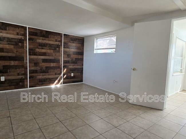 Building Photo - 5052 Cougar Loop