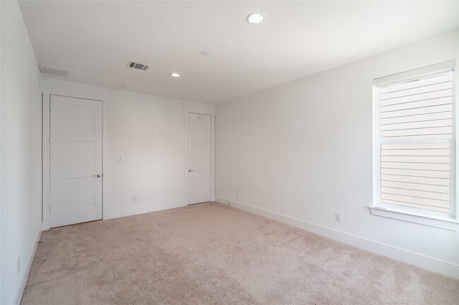 Building Photo - 9806 Blissful Pr Ln