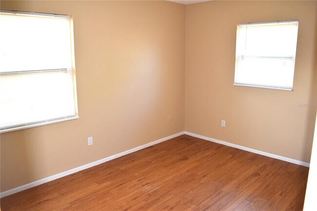 Building Photo - 2753 Foxdale Dr
