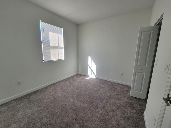 Building Photo - 28637 SW 132nd Ct