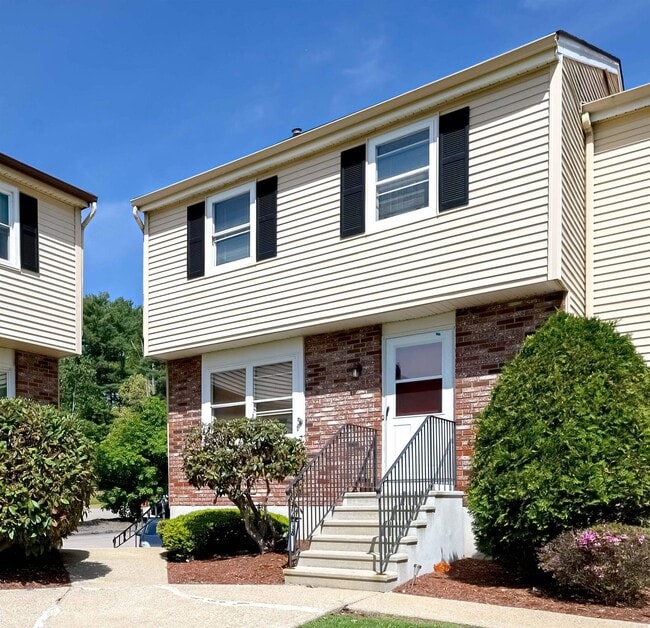 Building Photo - 38 Stonegate Ln