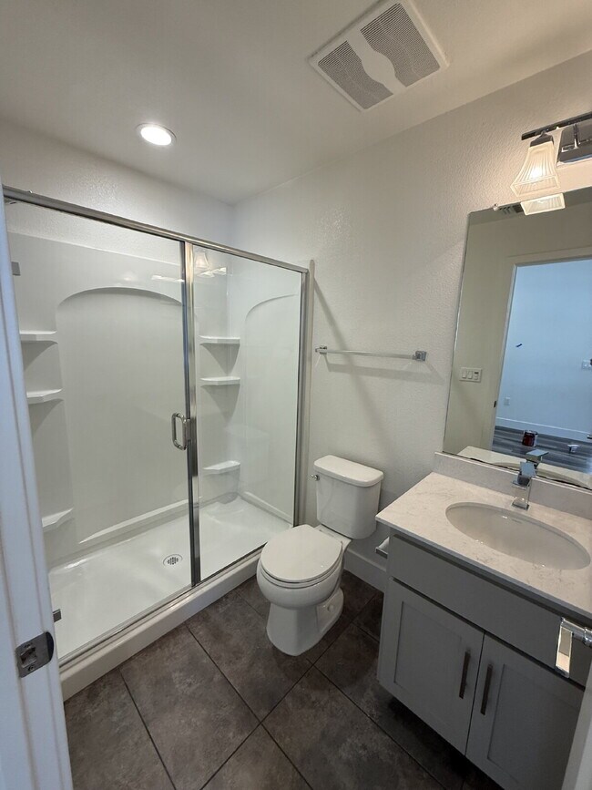 Building Photo - Bright & Spacious 3-Bedroom, 3.5-Bathroom Newark Home with Private Balcony