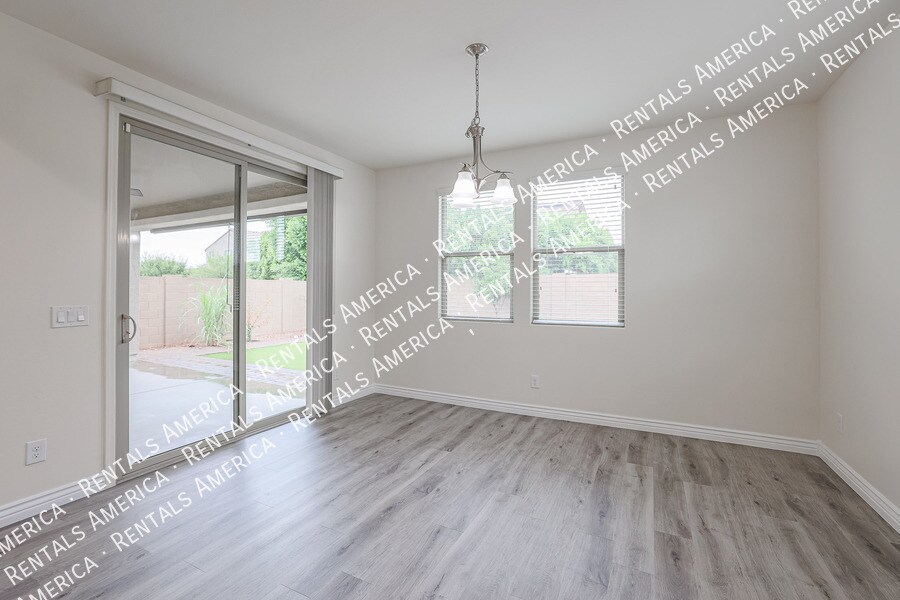 Building Photo - 21948 N 98th Dr