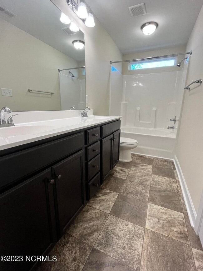 Building Photo - 509 Justice Farm Dr