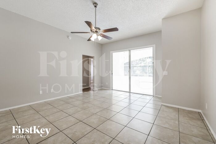 Building Photo - 2639 Chatham Cir