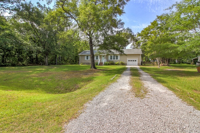 Building Photo - 3609 White Dr