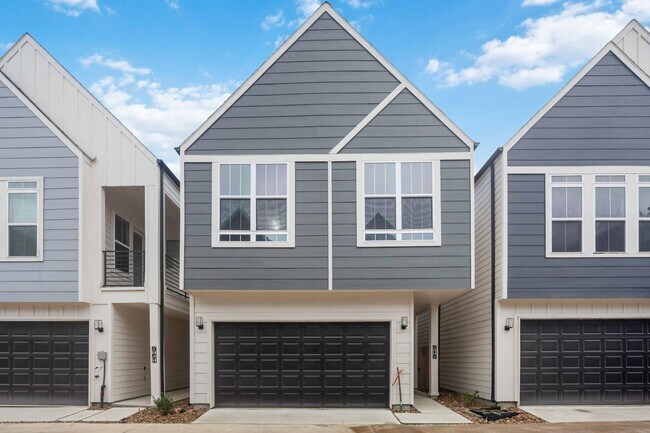 Building Photo - 6116 De Campo St