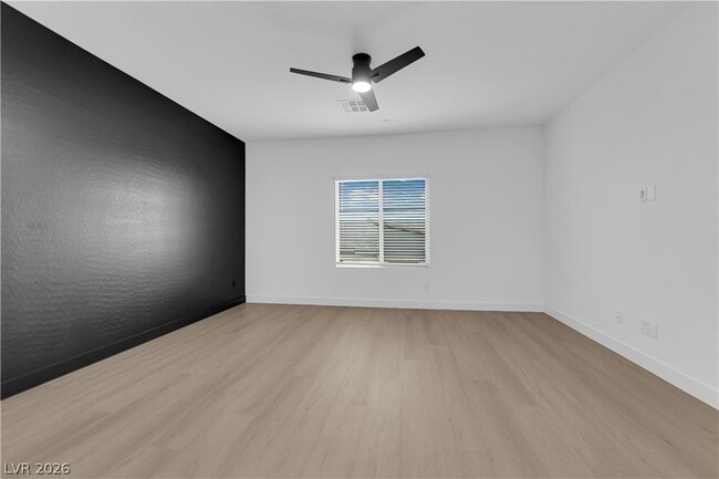Building Photo - 600 N Carriage Hill Dr