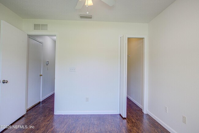 Building Photo - 930 Wynfield Cir