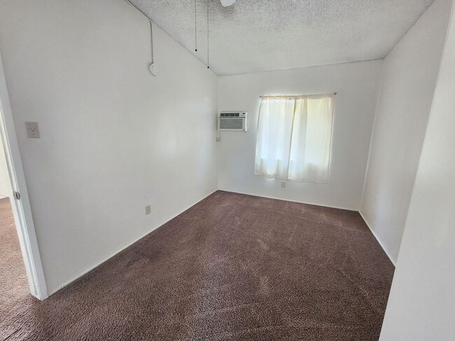 Building Photo - 6450 Athol Ave