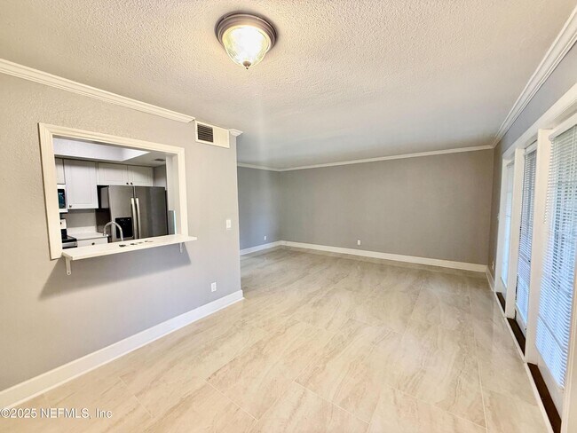 Building Photo - 3919 Bell Tower Dr