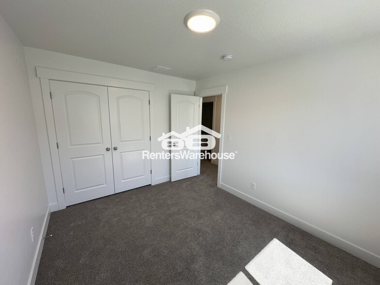 Building Photo - 4556 Parks Peak Ln