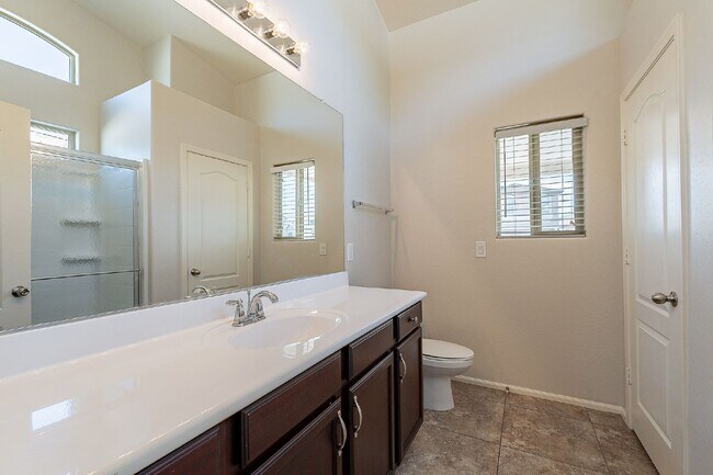 Building Photo - 5054 S 235th Dr
