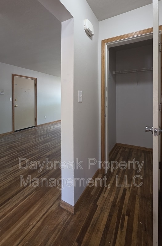 Building Photo - 2814 8th St N