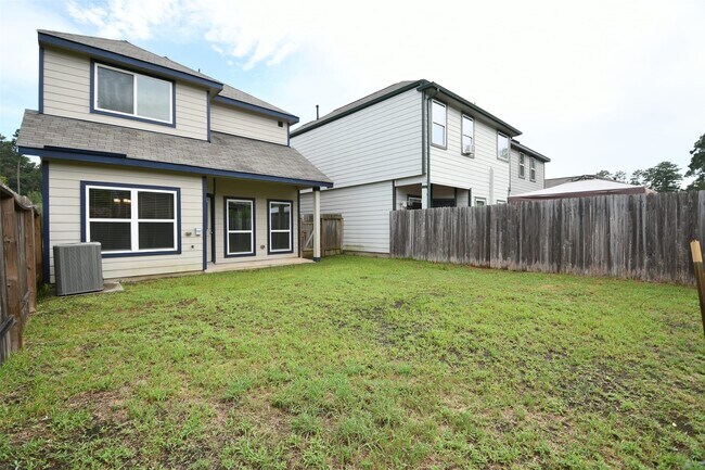 Building Photo - 104 Camelot Pl Ct