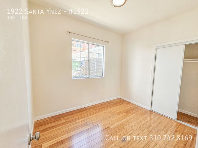 Building Photo - Beautiful 3b/1b unit in your favorite neig...