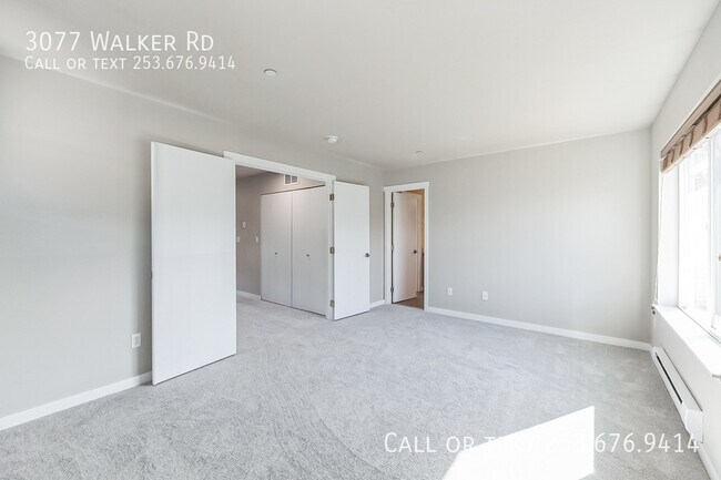 Building Photo - 3077 Walker Rd