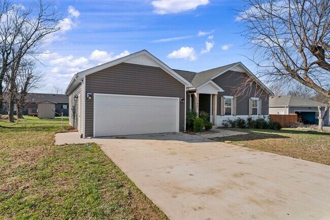 Building Photo - 148 Hillridge Ct