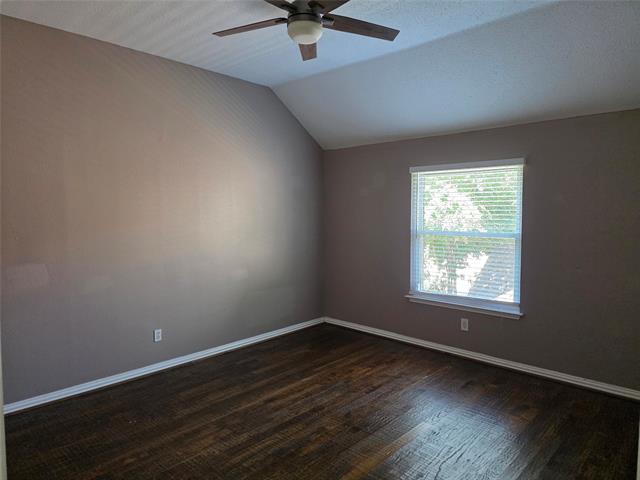 Building Photo - 1728 Forest Glen Dr