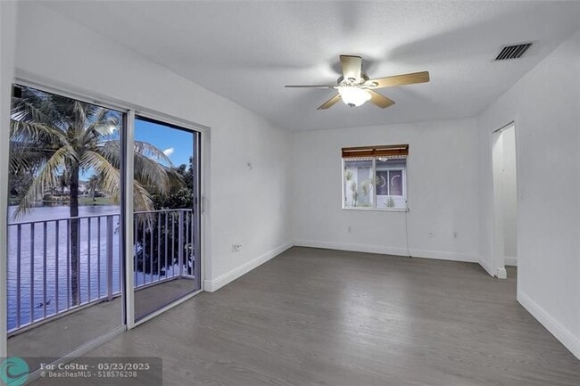 Building Photo - 12925 SW 28th Ct