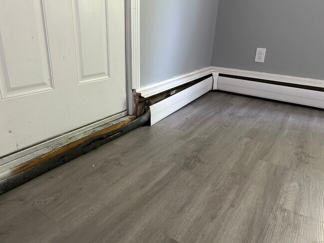 Building Photo - 58 Smith Ave