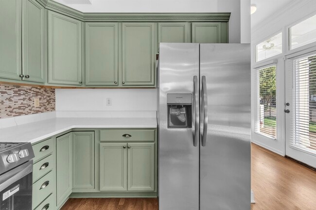 Building Photo - 176 Harbor Village Dr