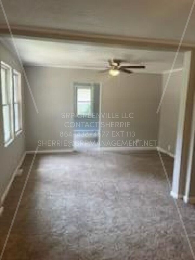 Building Photo - NEWLY RENOVATED HOME!!! 3 BEDROOM 2 BATH H...